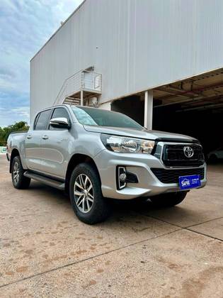 TOYOTA HILUX 2.8 SRV 4X4 CD 16V DIESEL 4P AUTOMÁTICO TOYOTA HILUX 2.8 SRV 4X4 CD 16V DIESEL 4P AUTOMÁTICO